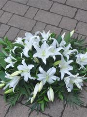 Large Lily Spray